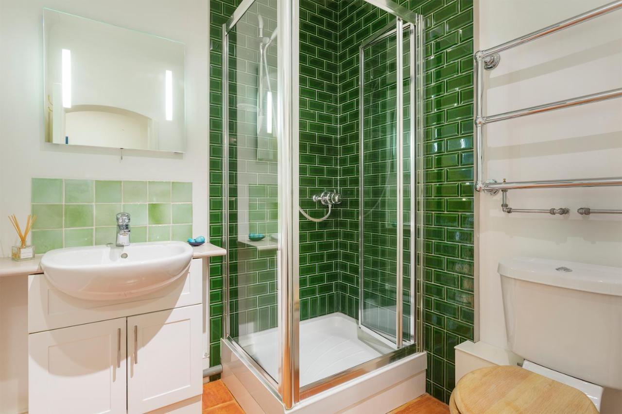 Veeve - South Kensington Garden Apartment London Exterior foto